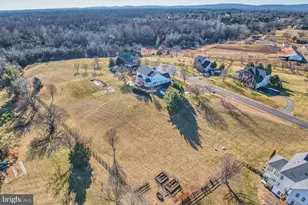 3504 Finish Line Dr, Gainesville, VA 20155 - Photo 70