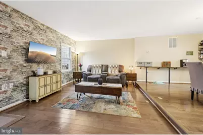 3877 Ogilvie Court, Woodbridge, VA 22192 - Photo 4