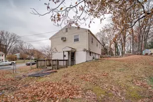 15140 Georgia Rd, Woodbridge, VA 22191 - Photo 6