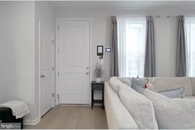 18245 Summit Pointe Drive, Triangle, VA 22172 - Photo 8