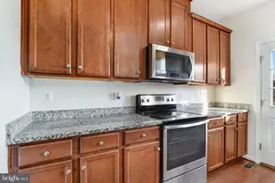 8393 Scotland Loop, Manassas, VA 20109 - Photo 20