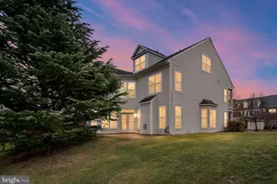 12314 Tanalian Falls Ln, Bristow, VA 20136 - Photo 2