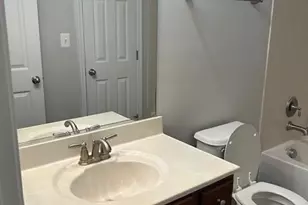 16272 Eagle Flight Cir, Woodbridge, VA 22191 - Photo 14