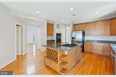 8633 Wales Court, Gainesville, VA 20155 - Photo 12
