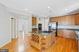 8633 Wales Ct, Gainesville, VA 20155 - Photo 12