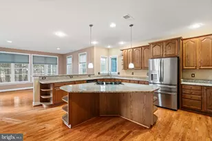 9084 Acadia Park Dr, Bristow, VA 20136 - Photo 22