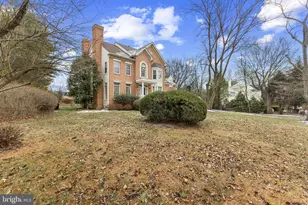4291 Lawnvale Dr, Gainesville, VA 20155 - Photo 2