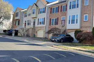 8048 Hilliard Dr, Manassas, VA 20109 - Photo 2