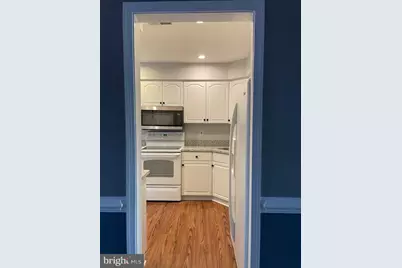 8048 Hilliard Drive, Manassas, VA 20109 - Photo 4