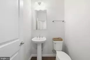 8317 Sunset Dr, Manassas, VA 20110 - Photo 36