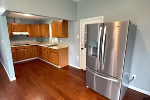 7421 Lake Dr, Manassas, VA 20111 - Photo 4