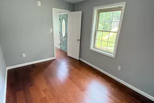 7421 Lake Dr, Manassas, VA 20111 - Photo 10