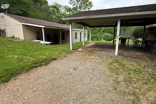 7421 Lake Dr, Manassas, VA 20111 - Photo 26