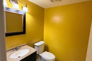 9504 Covington Pl, Manassas, VA 20109 - Photo 8