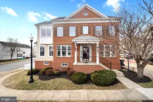 8896 Song Sparrow Dr, Gainesville, VA 20155 - Photo 1