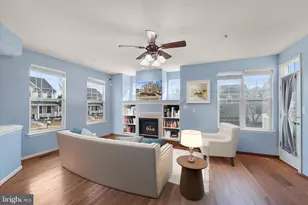 8896 Song Sparrow Dr, Gainesville, VA 20155 - Photo 2