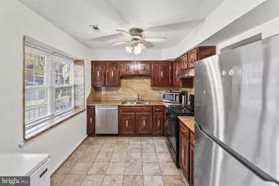 4219 Gibson Court, Woodbridge, VA 22193 - Photo 6