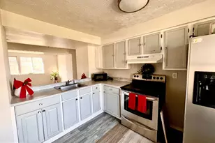 1652 Thenia Pl, Woodbridge, VA 22192 - Photo 6