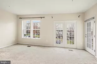 13933 Hollow Wind Way, Woodbridge, VA 22191 - Photo 14