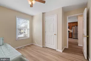 5606 Roundtree Dr, Woodbridge, VA 22193 - Photo 12