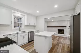 11975 Farrabow Ln, Woodbridge, VA 22192 - Photo 10