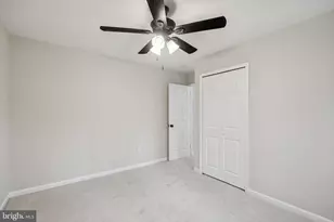 11975 Farrabow Ln, Woodbridge, VA 22192 - Photo 20