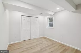 11975 Farrabow Ln, Woodbridge, VA 22192 - Photo 36