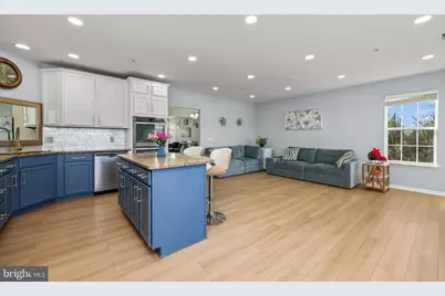 17016 Beveridge Drive, Dumfries, VA 22026 - Photo 14