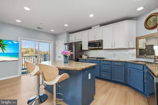 17016 Beveridge Dr, Dumfries, VA 22026 - Photo 12