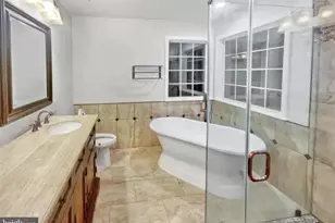 5936 Talmadge Dr, Woodbridge, VA 22193 - Photo 8