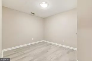 13085 Carolyn Forest Dr, Woodbridge, VA 22192 - Photo 22