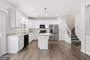 15683 Avocet Loop, Woodbridge, VA 22191 - Photo 10