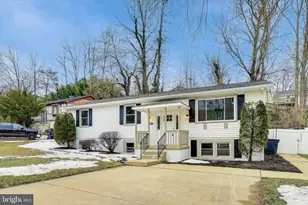 18905 Red Oak Ln, Triangle, VA 22172 - Photo 2