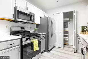 8075 Lacy Dr, Manassas, VA 20109 - Photo 8