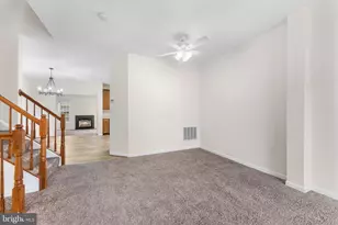 2509 Oak Tree Ln, Woodbridge, VA 22191 - Photo 10