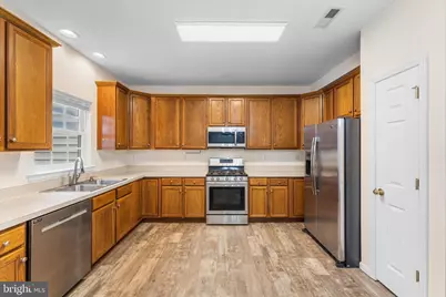 2509 Oak Tree Lane, Woodbridge, VA 22191 - Photo 12