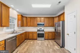 2509 Oak Tree Ln, Woodbridge, VA 22191 - Photo 12