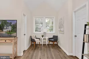 4749 Shadow Oak Ct, Dumfries, VA 22025 - Photo 32