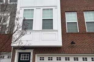 11033 Blackburn Cove Ln, Manassas, VA 20109 - Photo 2