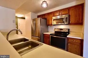 3560 Sherbrooke Cir, Woodbridge, VA 22192 - Photo 8