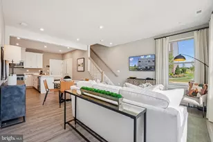 14134 Slate St, Woodbridge, VA 22193 - Photo 4