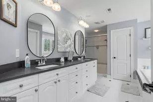 8360 Hickory Hollow Ct, Manassas, VA 20112 - Photo 30