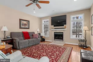 8360 Hickory Hollow Ct, Manassas, VA 20112 - Photo 18