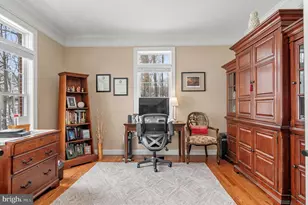 8360 Hickory Hollow Ct, Manassas, VA 20112 - Photo 6