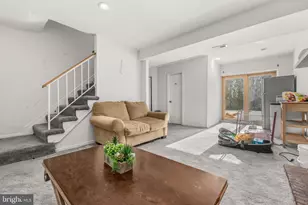 5557 Reagon Ct, Woodbridge, VA 22193 - Photo 30