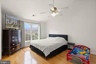 14106 Madrigal Dr, Woodbridge, VA 22193 - Photo 12