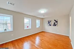 1403 Admiral Dr, Woodbridge, VA 22192 - Photo 14