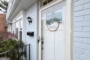 1403 Admiral Dr, Woodbridge, VA 22192 - Photo 2