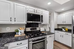 2796 Maple Ridge Dr, Woodbridge, VA 22192 - Photo 28