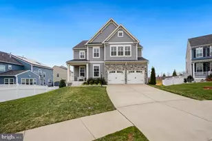 16716 Mill Station Way, Dumfries, VA 22025 - Photo 2